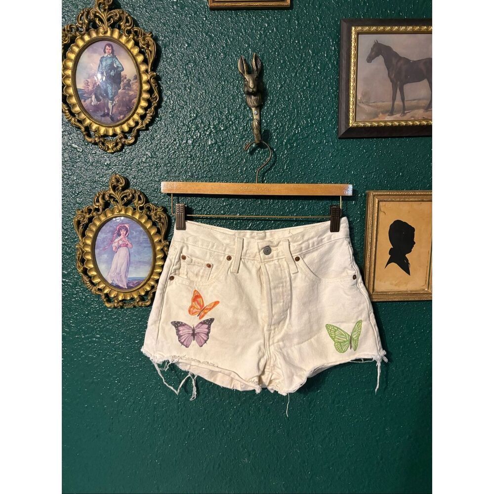 Denim Cut Off Levi 501’s Cream Butterfly Shorts Sz 24